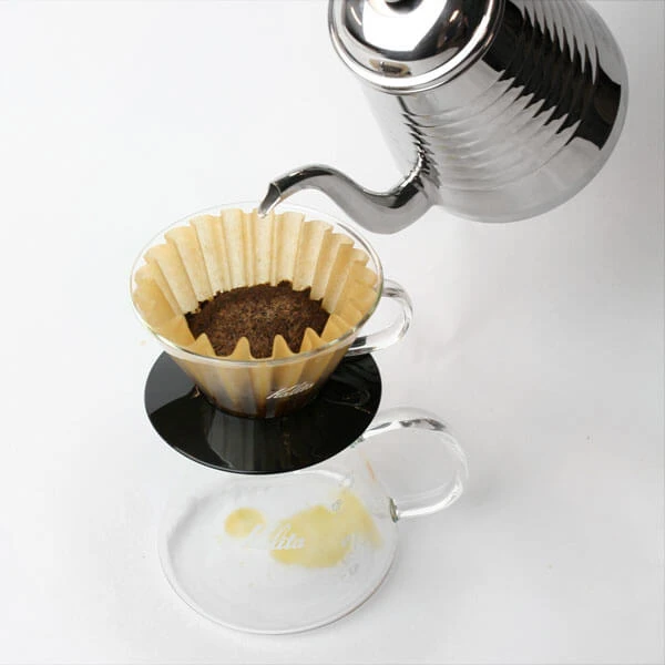 Kalita Glass Wave Dripper 155 Black 3 Kalita Glass Wave Dripper 155 Black